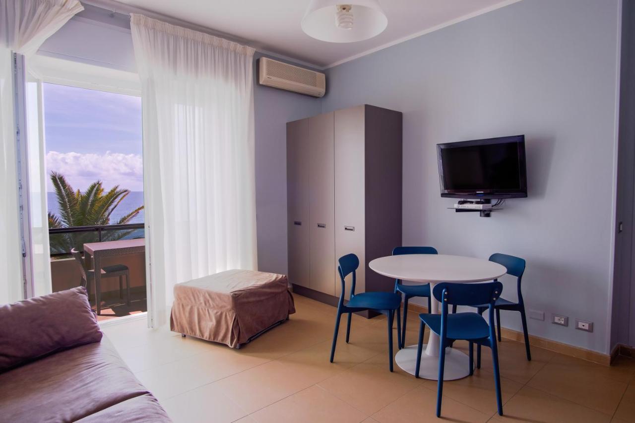 Aparthotel Sole Mare Alaxi