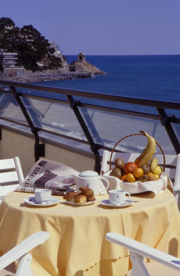 Sole Mare Alaxi